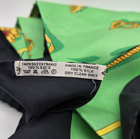 💚💛🖤Hermes Green, Gold and Black Silk Scarf/Handkerchief 💚💛🖤 - Picture 4 of 10
